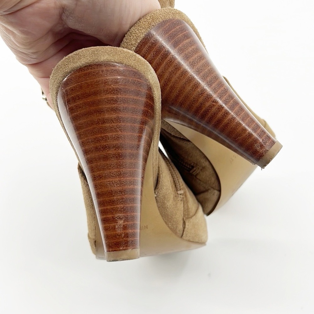 Nine West See You Later Suede Peep Toe Heeled Shootie Size 9 Bootie - Picture 12 of 13